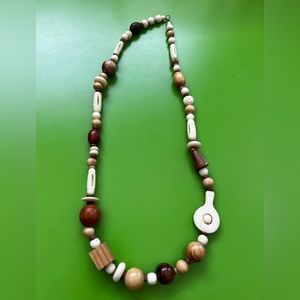 Vintage 80s? Earth tone wood & bone round & cube bead necklace mixed material